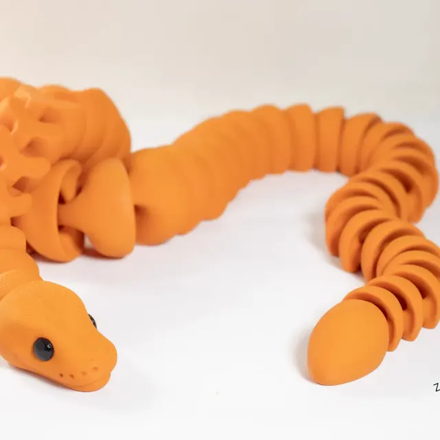 Cobra articulada impressa em 3D